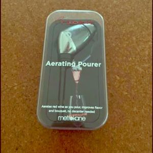 Rabbit Aerating Pourer NIB